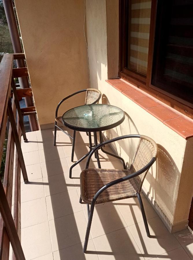 Appartement Wynajem Pokoi Wiki à Mikołajki Extérieur photo