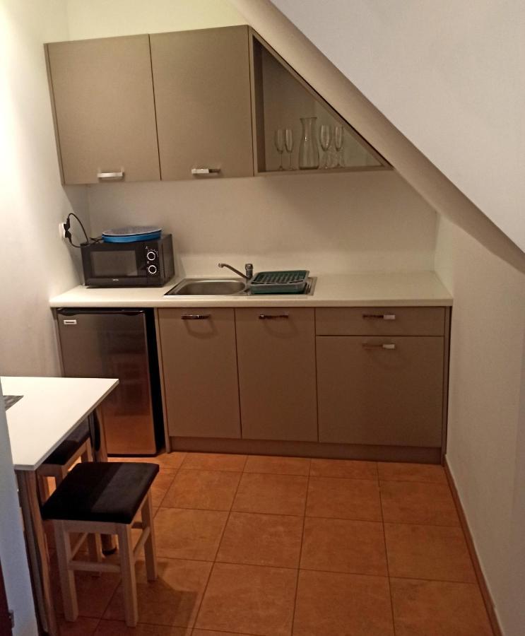 Appartement Wynajem Pokoi Wiki à Mikołajki Extérieur photo