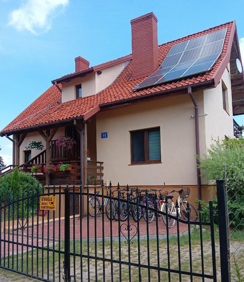 Appartement Wynajem Pokoi Wiki à Mikołajki Extérieur photo