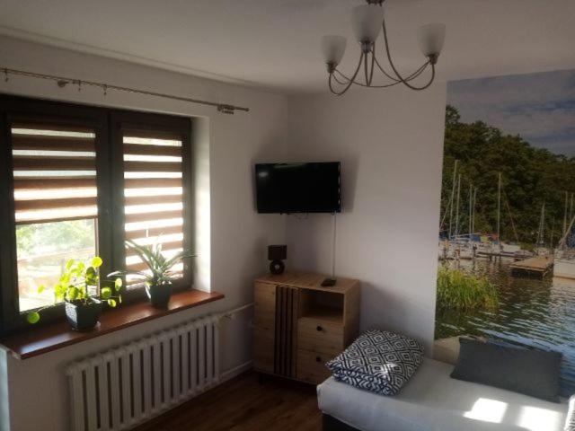 Appartement Wynajem Pokoi Wiki à Mikołajki Extérieur photo